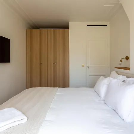 Daire Rive Gauche Light And Elegance *
